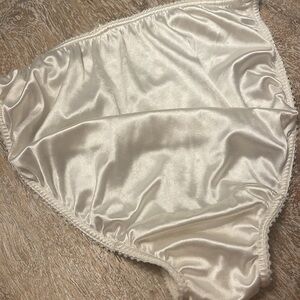 Victoria's Secret Intimates & Sleepwear Vintage 8s 90s Victorias